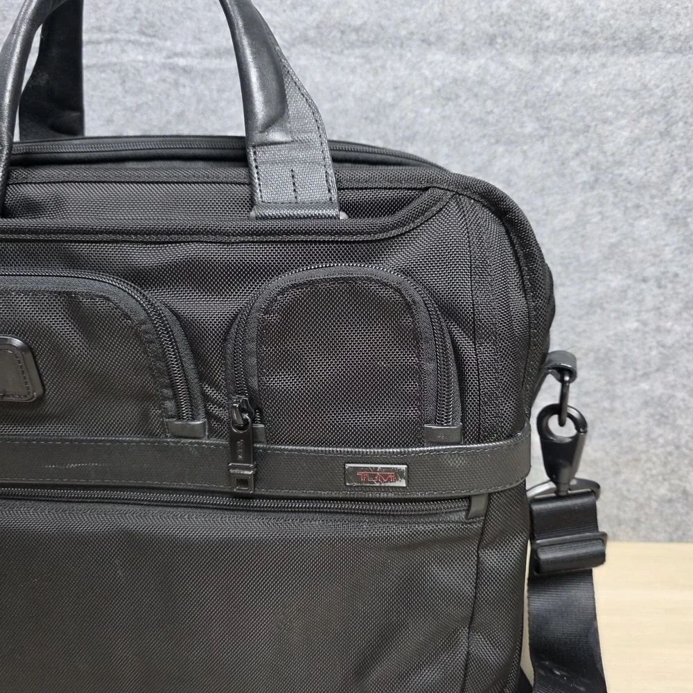 Tumi Black Alpha 2 FXT‎ T-Pass Expandable Laptop Brief Bag 26145D2